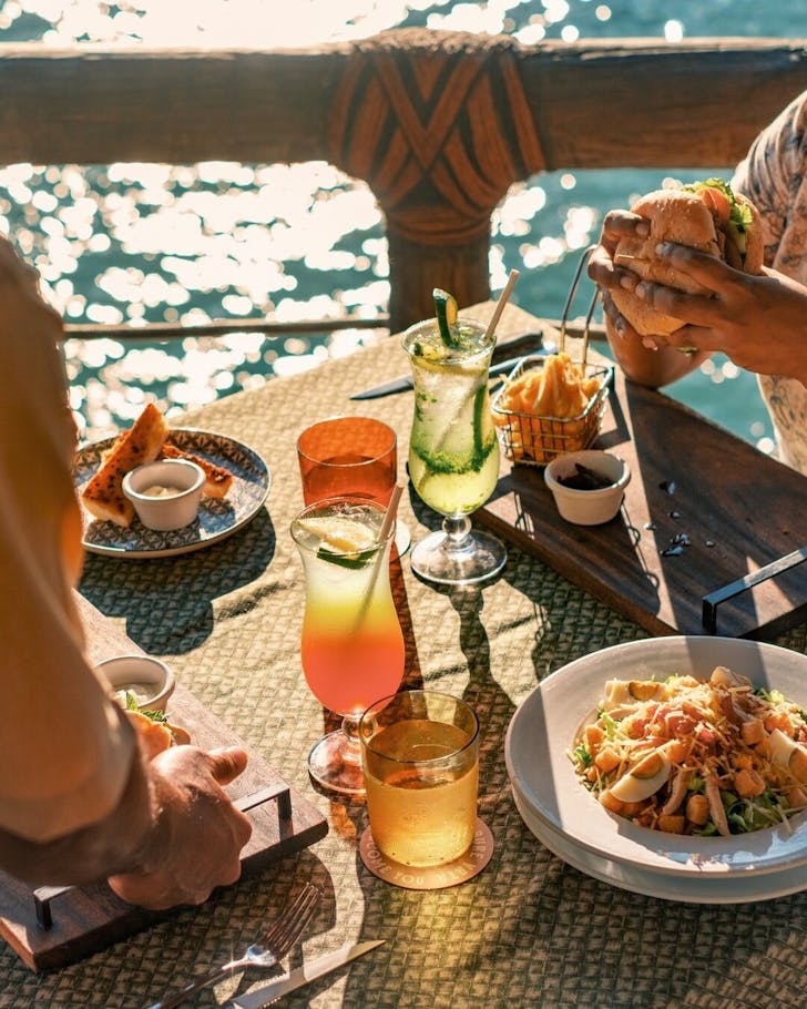 The Boatshed Restaurant & Sunset Bar