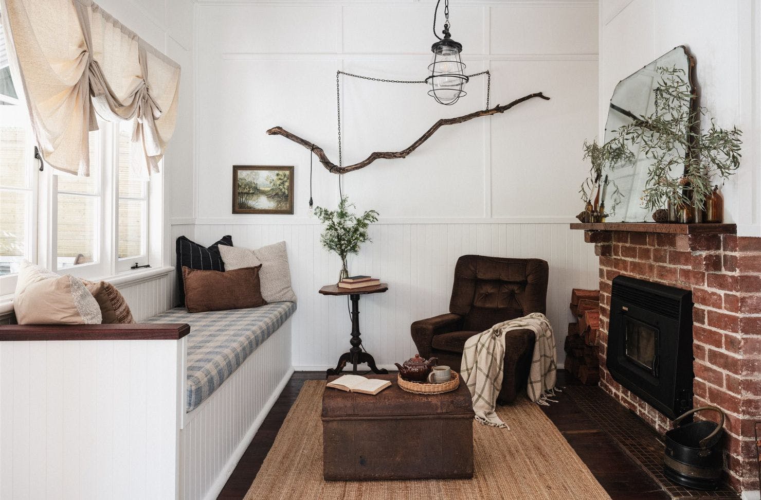 The lounge at Bushmans Cabin romantic Airbnb WA