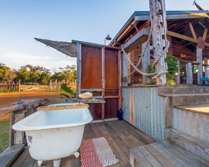 The outdoor bath at The Cabin Margaret River best Airbnbs WA