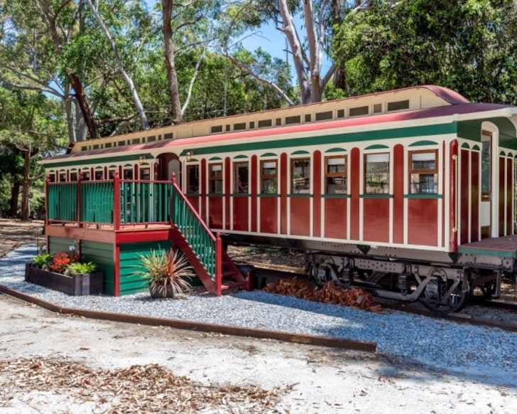 An exterior view of The Carriage one of the best pet-friendly Perth accommodation options