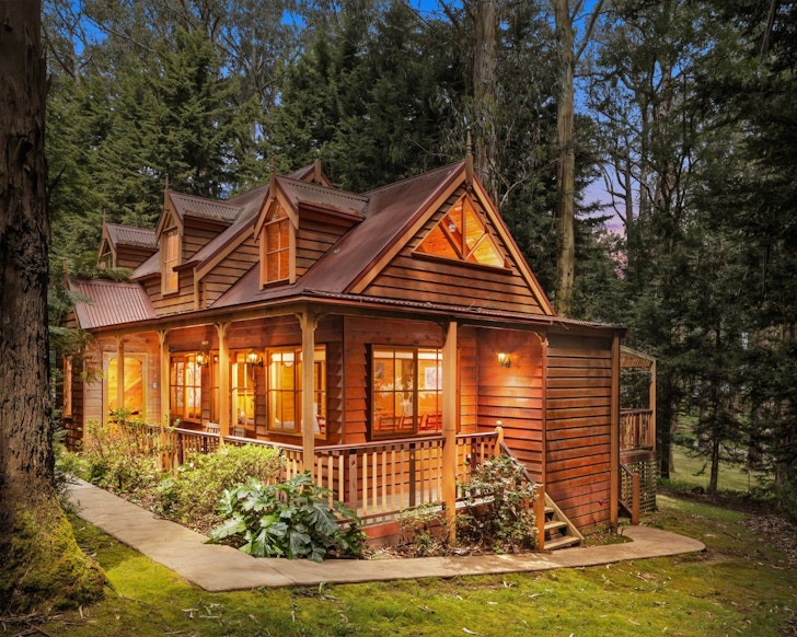 An exterior view of The Cottage one of the best Dandenong Ranges Airbnbs