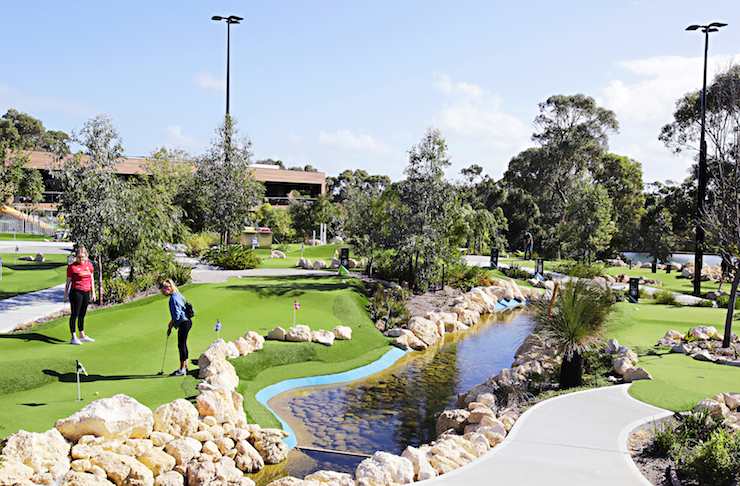 Mini golf for kids in Perth