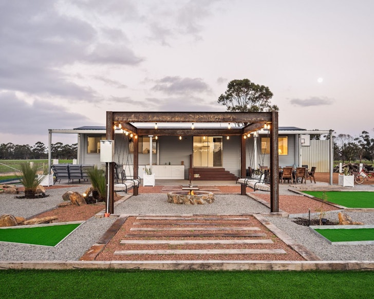 An exterior view of Timpano’s Farm one of the best pet-friendly Perth accommodation options