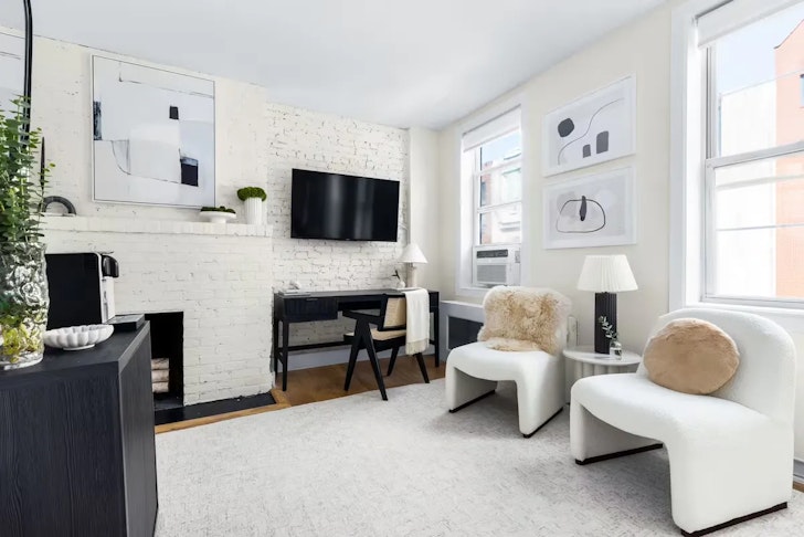 Trendy Chelsea Studio