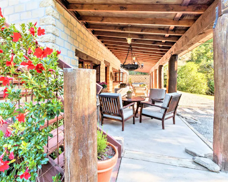 The verandah at Villa Casa Maria best pet-friendly accommodation New Zealand