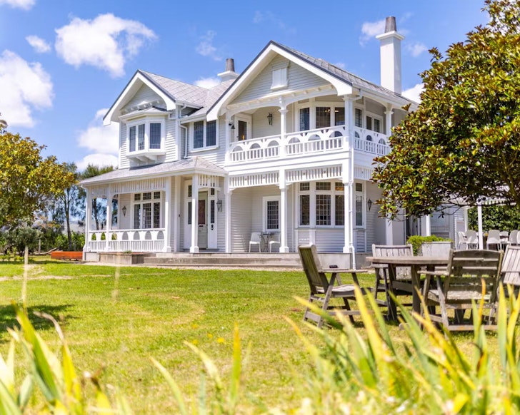 An exterior view of Waitohu Lodge best large group Airbnbs New Zealand