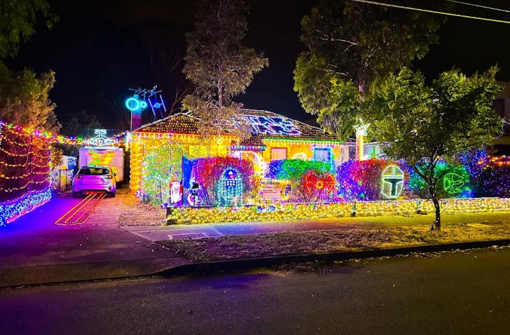 Warradale Christmas Lights Display
