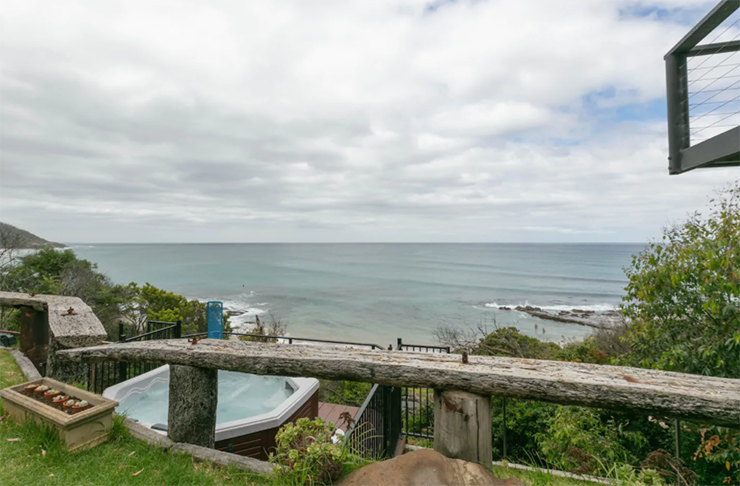 10 Of The Best Outdoor Spa And Bathtub Airbnbs In Victoria | Urban List ...