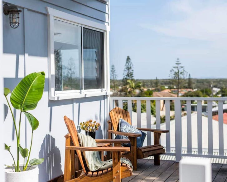 Yamba Airbnb sunset cottage