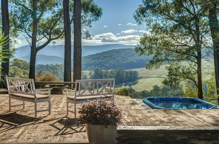 16 Of The Best Outdoor Spa And Bathtub Airbnbs In Victoria | URBAN LIST ...
