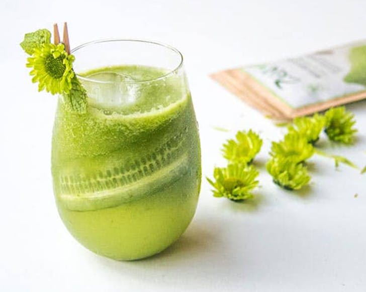 Matcha Cocktail with Zen packet