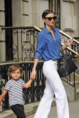 Steal Their Style: Miranda Kerr Carrying Chloe (and VS)