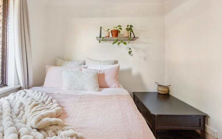 Wembley Airbnb room