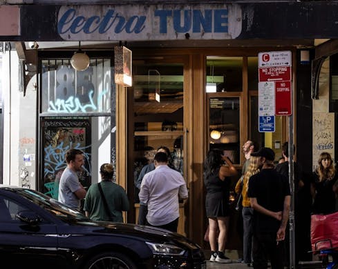 bar demo vinyl bar enmore