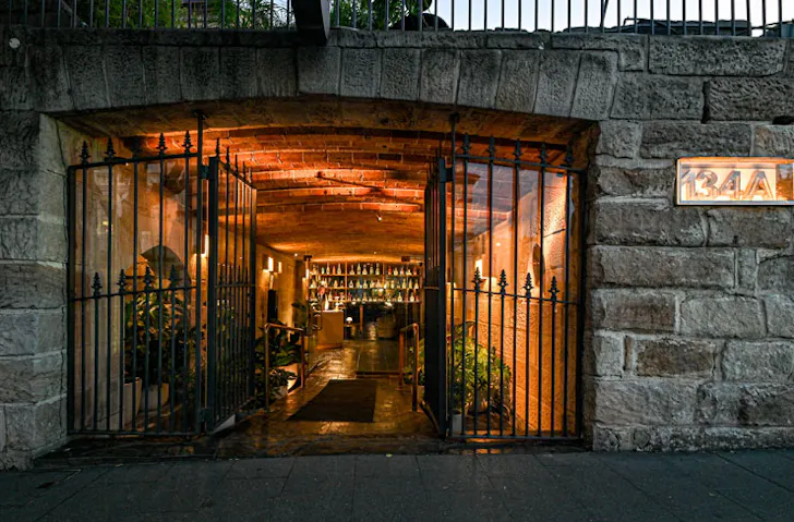 The gate and entryway at Beckett's Glebe. 