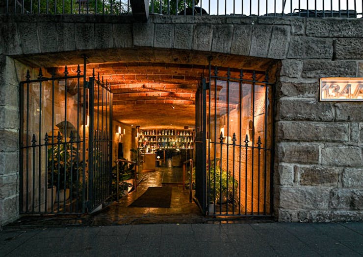 The gate and entryway at Beckett's Glebe. 