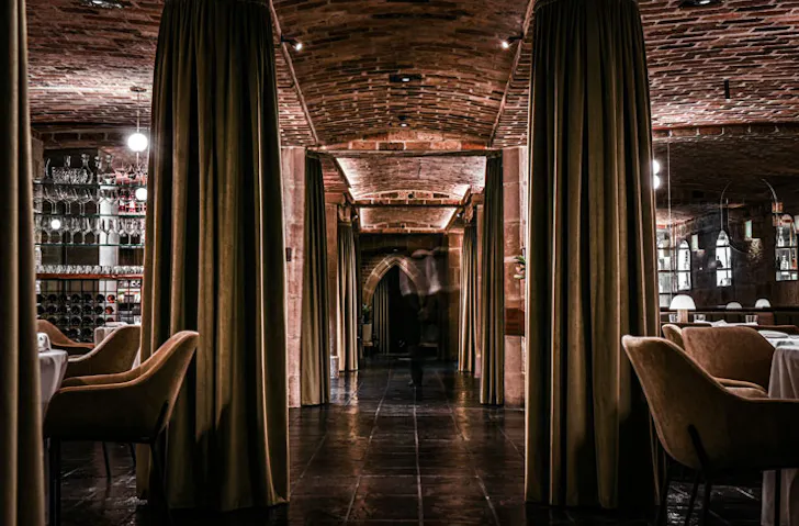 The dining room and hallway at Beckett's Glebe. 