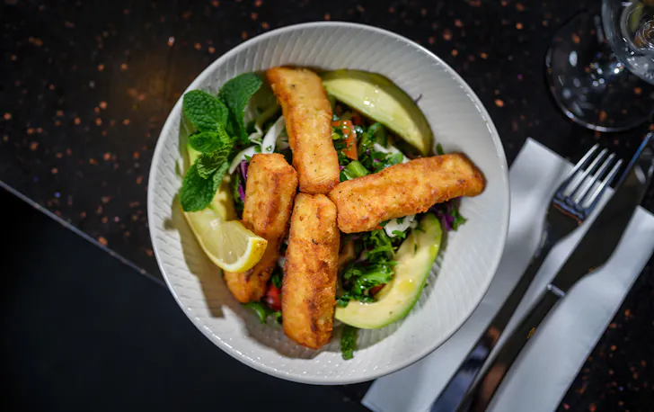a haloumi salad
