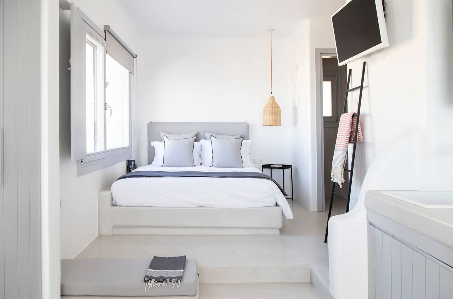 Best Airbnbs in Mykonos 