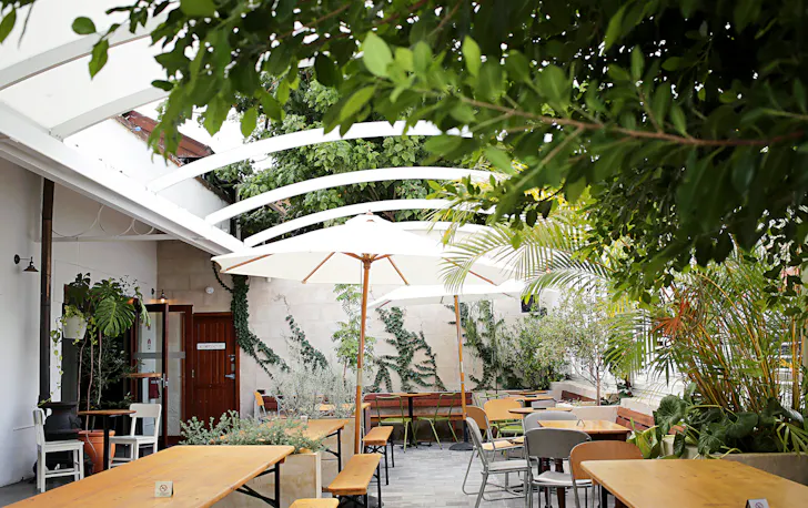 Patio bar in Fremantle