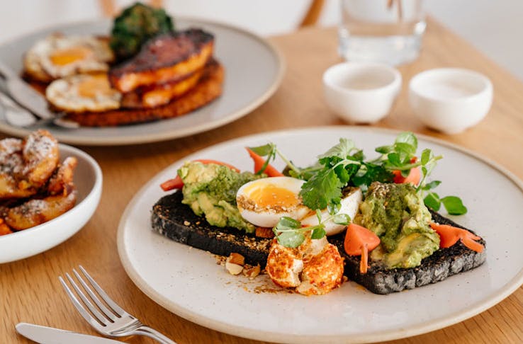 Brunch Like You Mean It At 14 Of Sydney's Best Brunch Spots | Urban ...