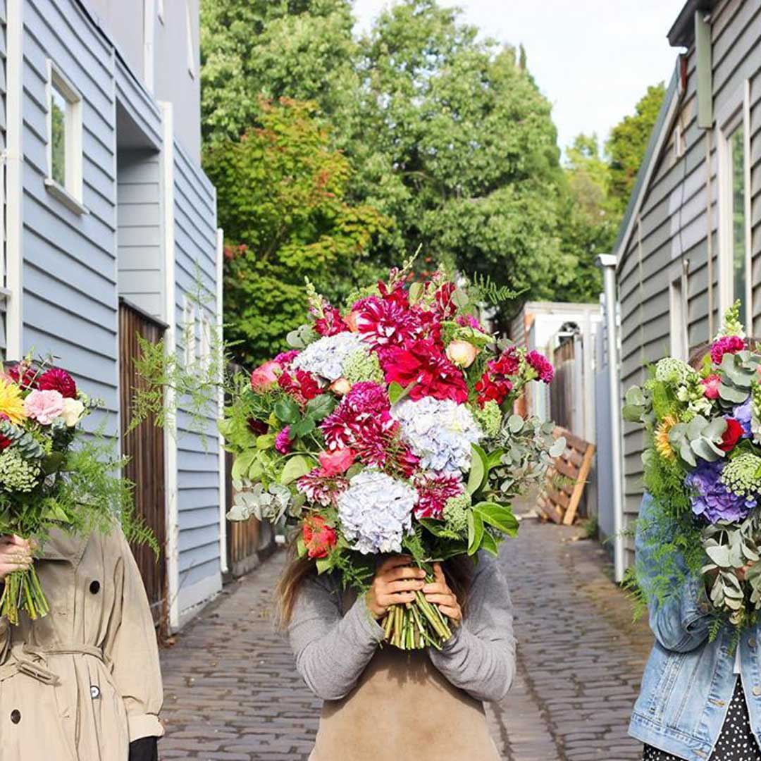 If you're looking for flower delivery Melbourne? Daily Blooms is one of the best in the city.