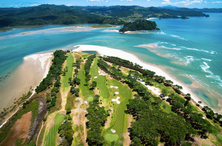 10 Golf Courses In And Around Auckland You Will Want To Visit