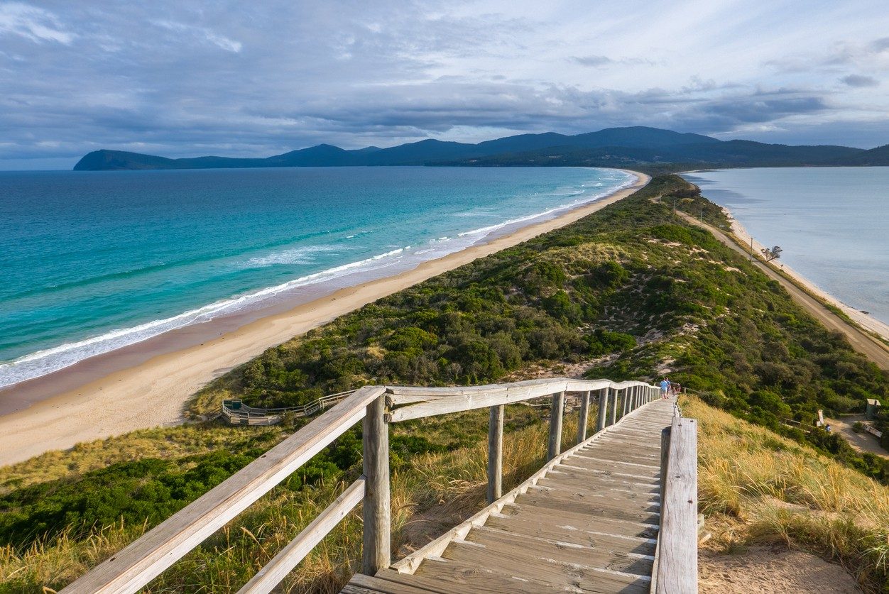 A beautiful landscape shot from the top of one of the walks at Bruny Island.