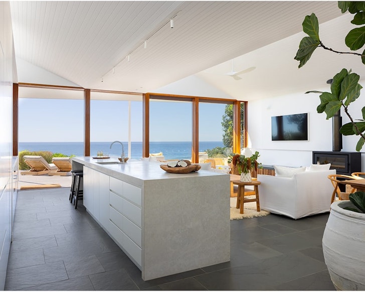 best nsw beach house accommodation annies blueys beach 