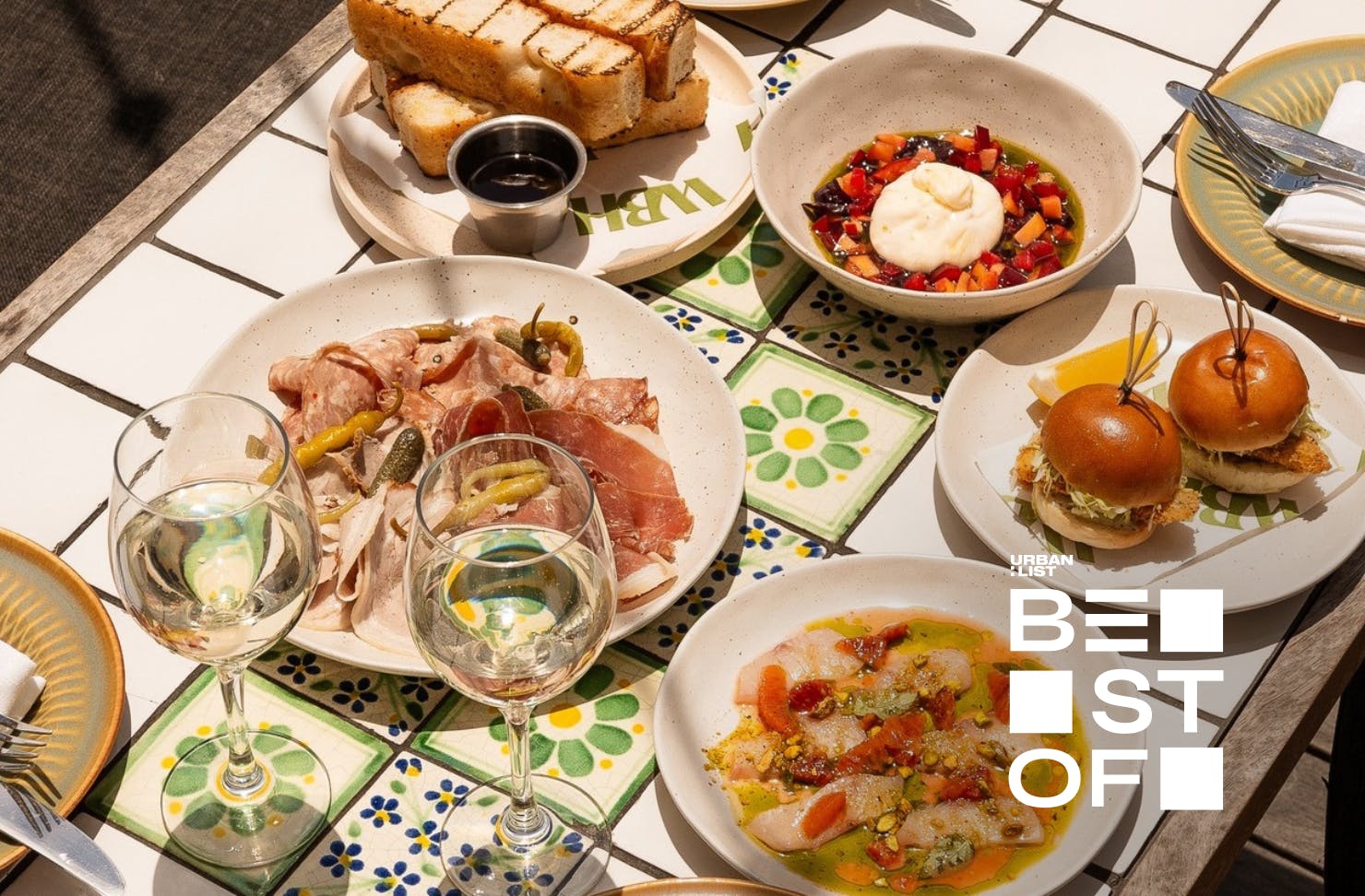 bottomless brunch at sydney rooftop bar arturo's