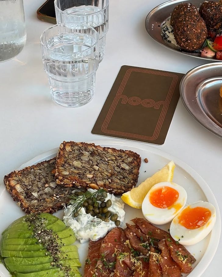 a breakfast plate at noon cafe in manly