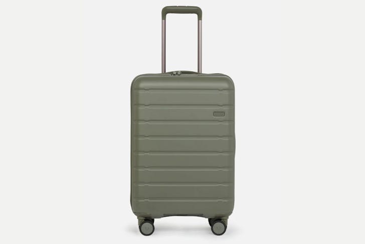 What Are The Best Carry On Suitcases: The Truth, Facts, And What To Expect