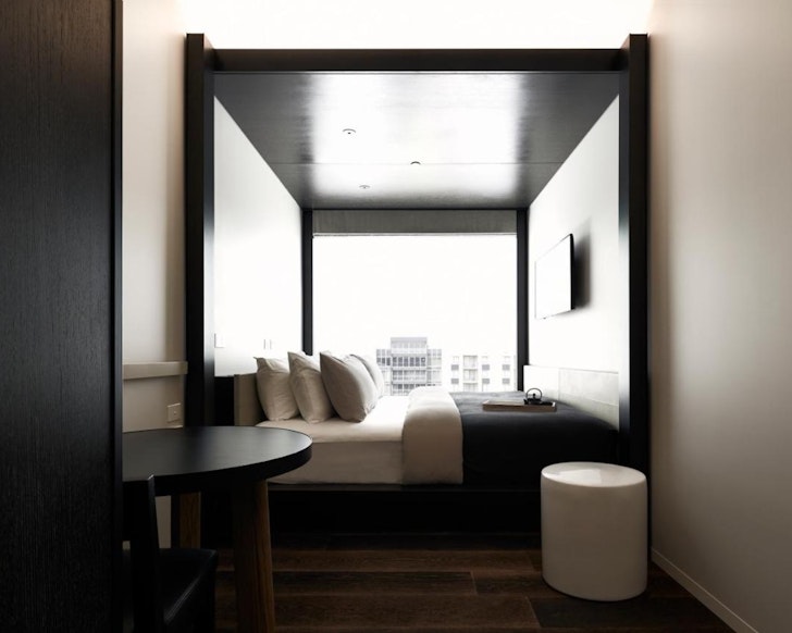 best hotels canberra little national hotel