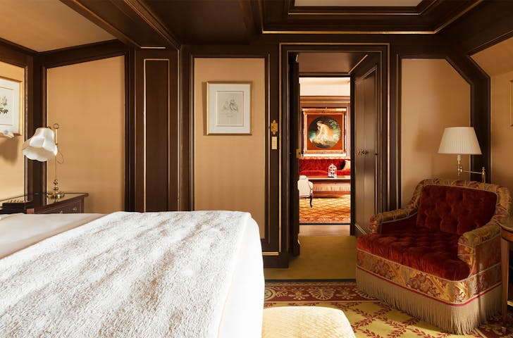 The Best Luxury Hotels In Paris