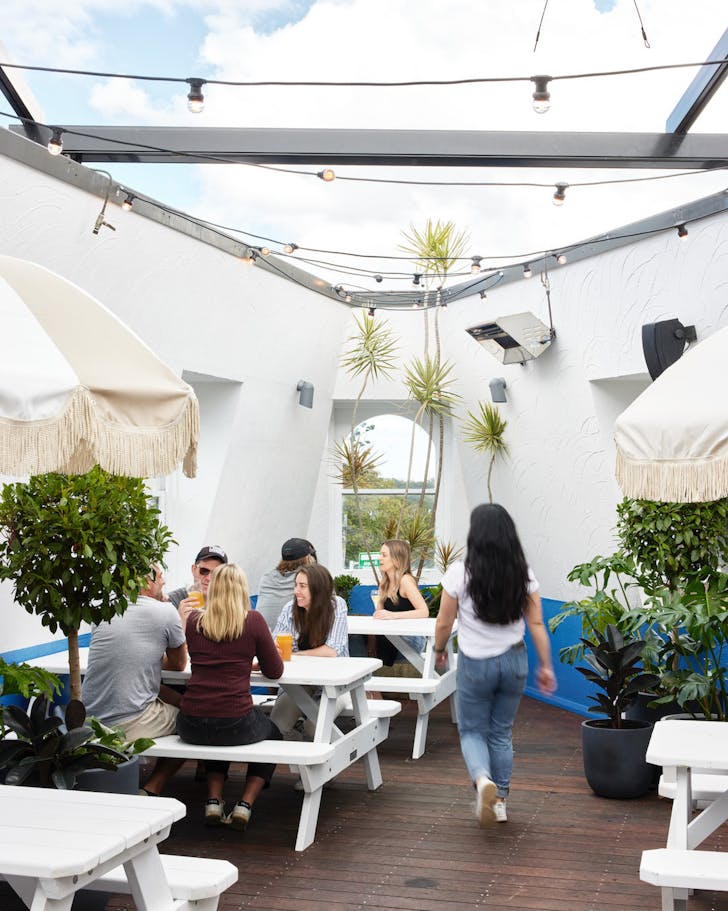 rooftop bars sydney taphouse darlinghurst