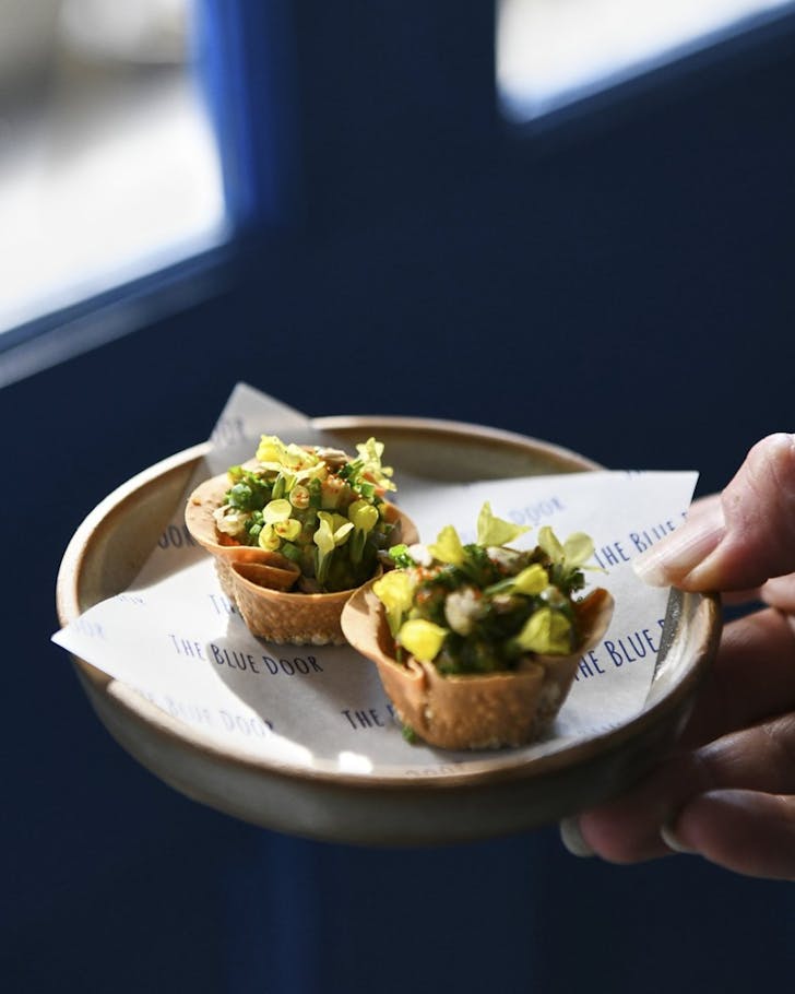 two pretty tarts at surry hills restaurant the blue door