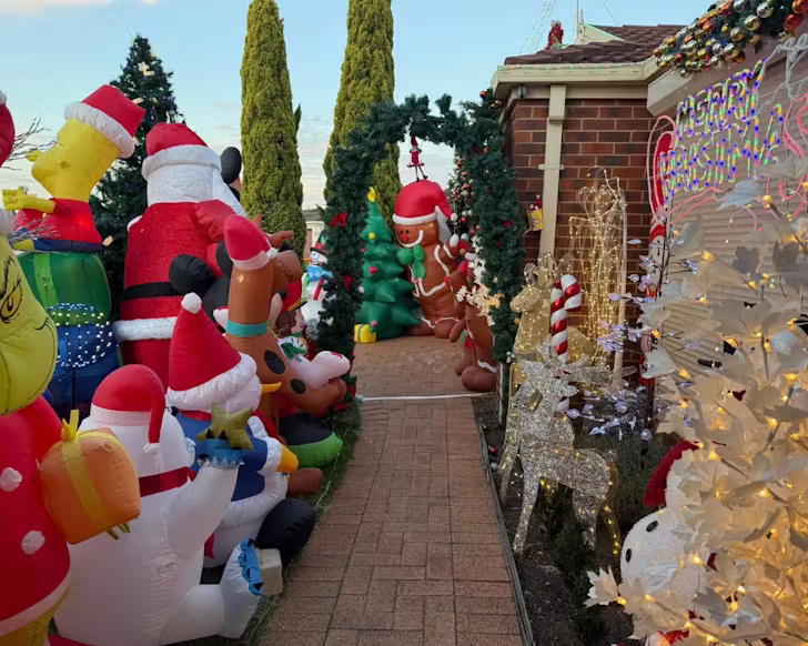 bethany road hoppers crossing melbourne christmas lights
