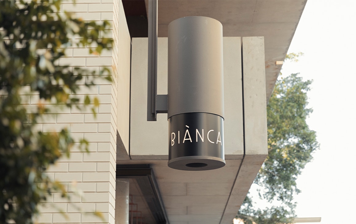 sign outside bianca