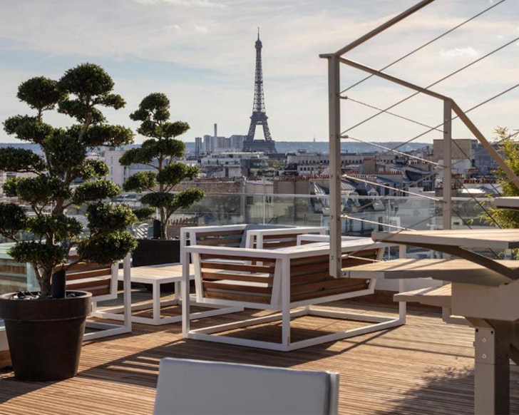Hotel Bowmann Paris rooftop view of Eiffel Tower
