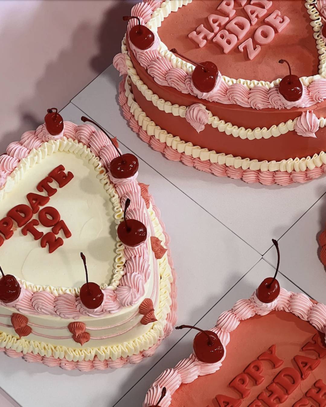 Buy/Send Vagina Shape Naughty Cake Online » Free Delivery In Delhi NCR »  Ryan Bakery