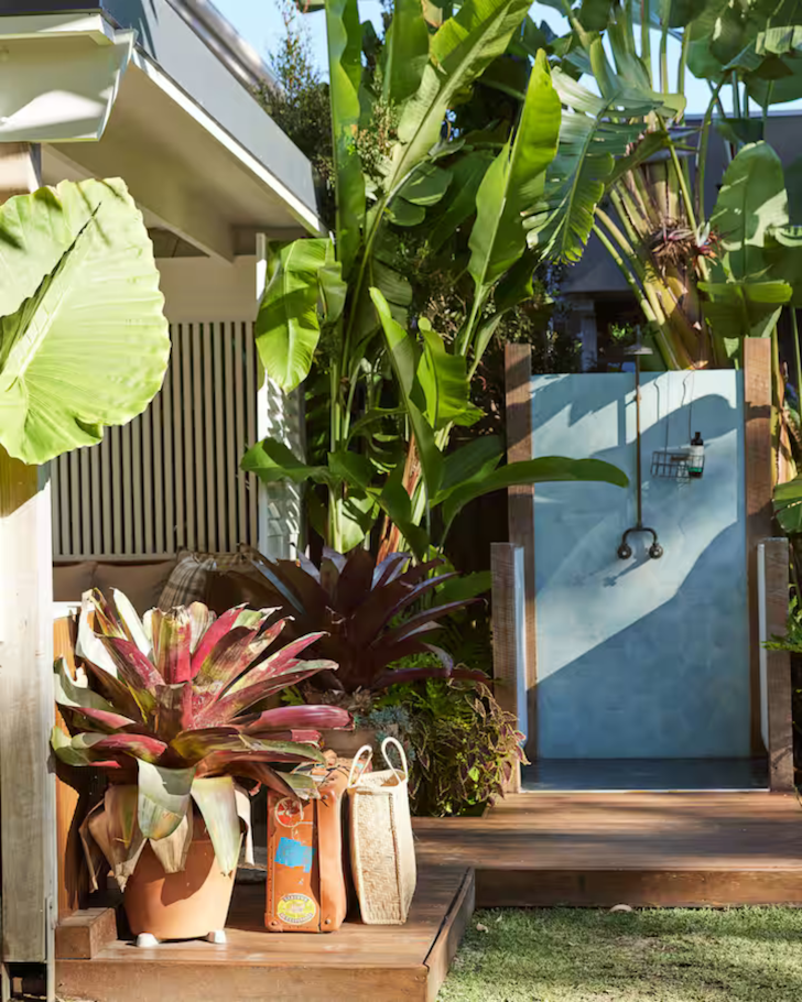 Outdoor shower at Bruns Surf Shack
