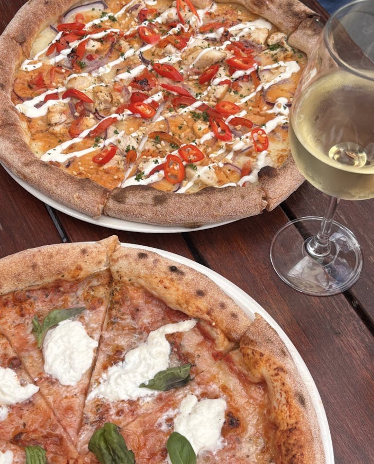 the wembley hotel pizza dishes