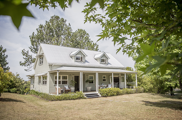 10 Sunshine Coast Cabins And Cottages For A Romantic Getaway | Urban ...