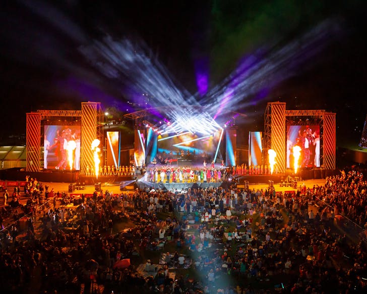 A bird's eye view of a massive stage at Coca Cola Christmas in the Park.