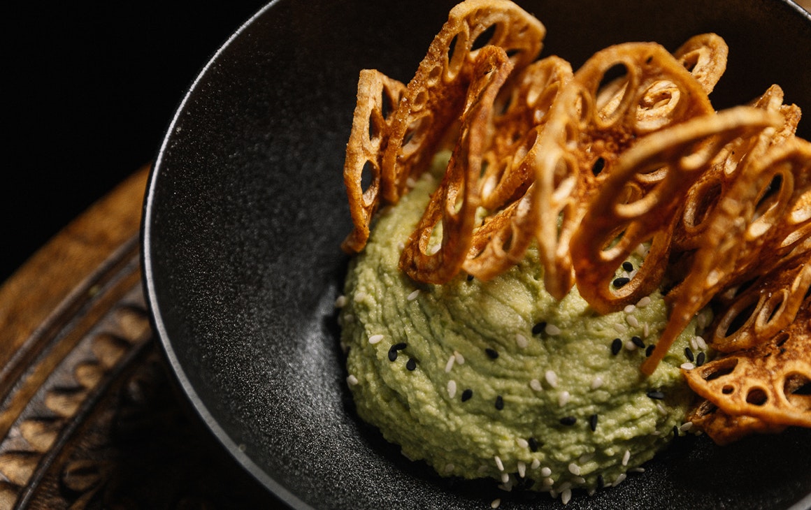 lotus chips with avocado dip