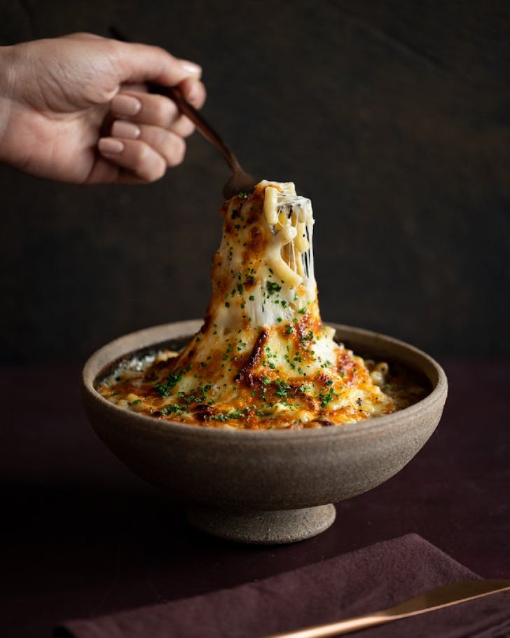 The mac and cheese at Meat & Wine Co