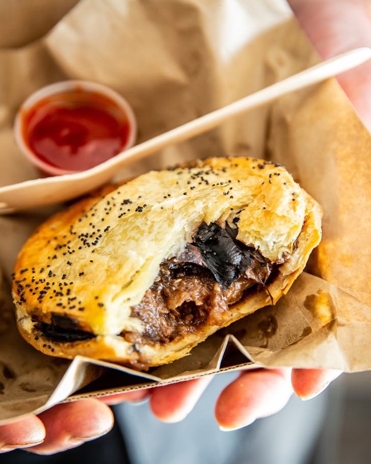 country bakeries nsw hayden's pies ulladulla