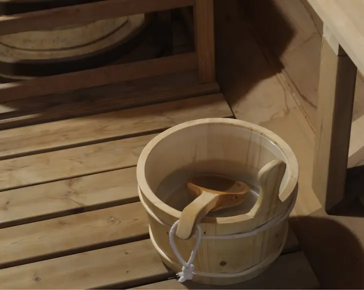 Cure (8) sauna