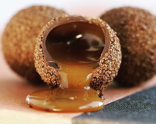 Oh, how we love visiting Devonport Chocolates. The boutique chocolate store specialises in quality handmade chocolates and truffles that are not only delicious but also oh-so pretty.