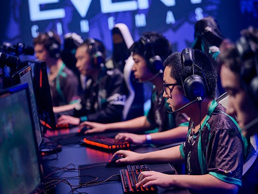 What It's Like To Be A Full-Time Pro Gamer In Australia | Urban List